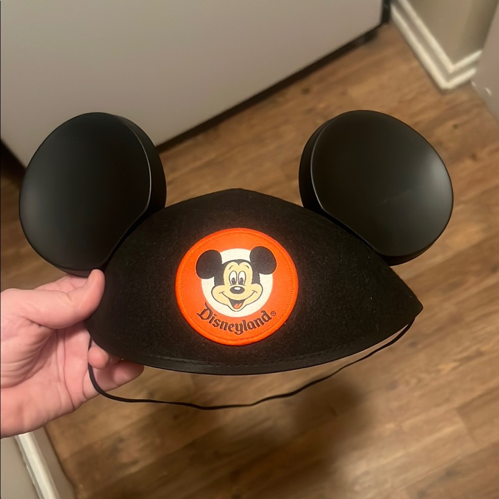 Disneyland Mickey Mouse Ears Hat